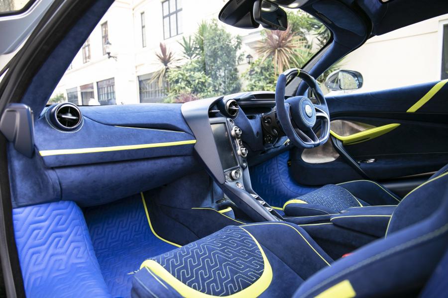 Интерьер McLaren 720S First Edition by Mansory 2018 года  (UK) (фото 39 из 40)